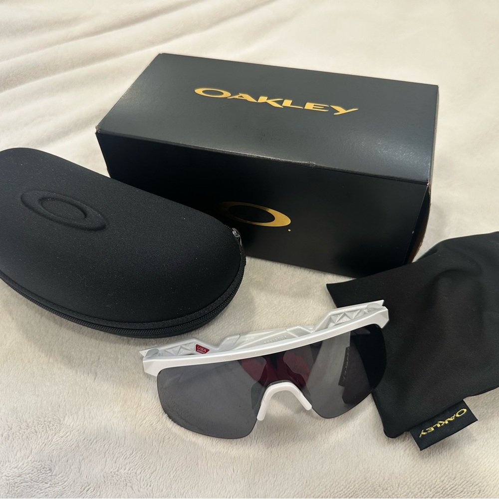 Oakley Resistor Prizm White Sunglasses Youth